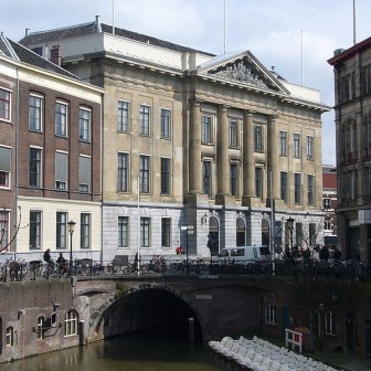 800px-Stadhuis_Utrecht