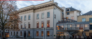 stadhuis vergadering.png