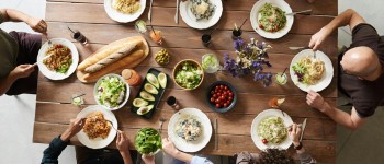 samen eten tafel diner.jpg